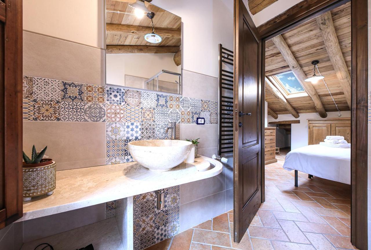 Casa Sunalle Fonni Bagian luar foto